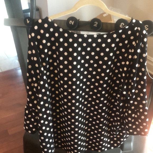 Pokadot top - Picture 4 of 5